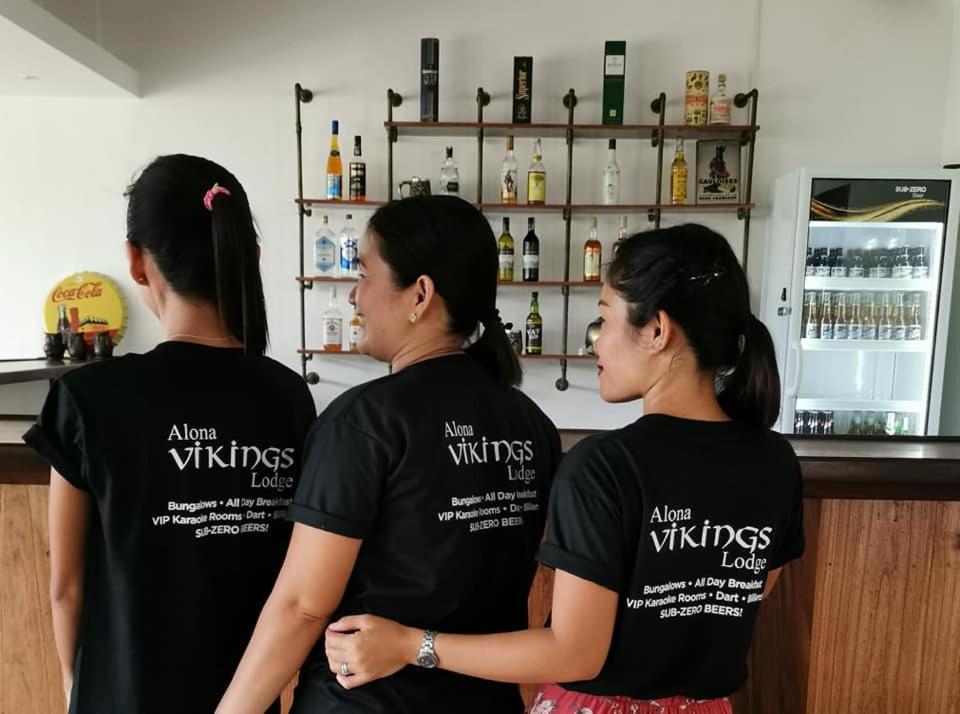 Alona Vikings Lodge 1 パングラオ エクステリア 写真